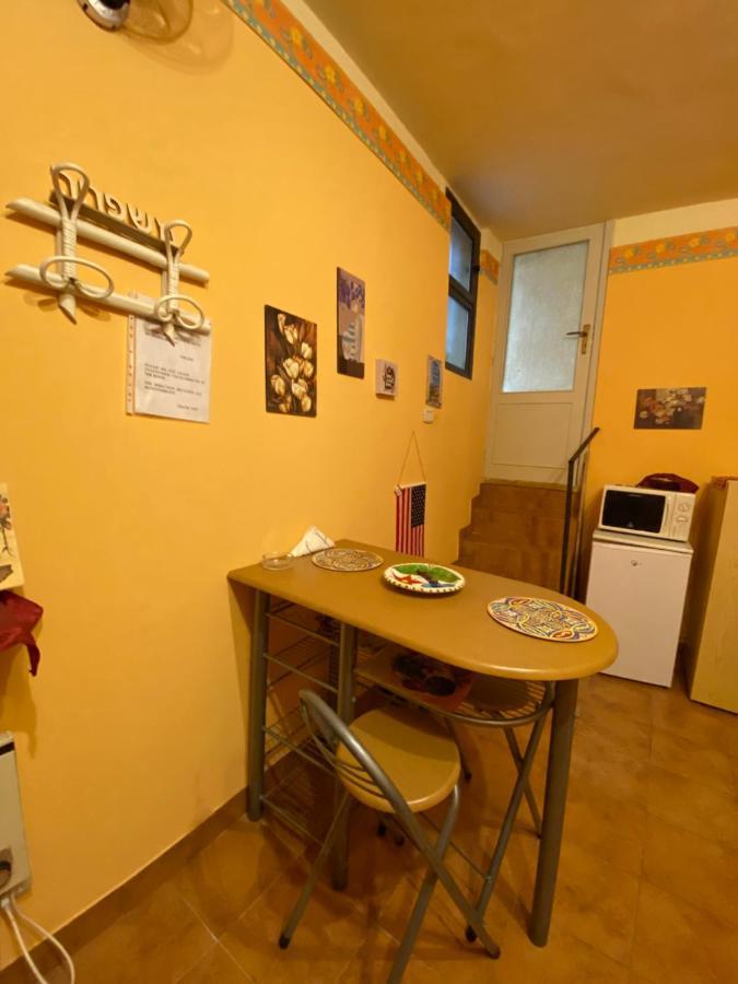 Cottage Gole Alcantara Gloria Room Graniti Buitenkant foto